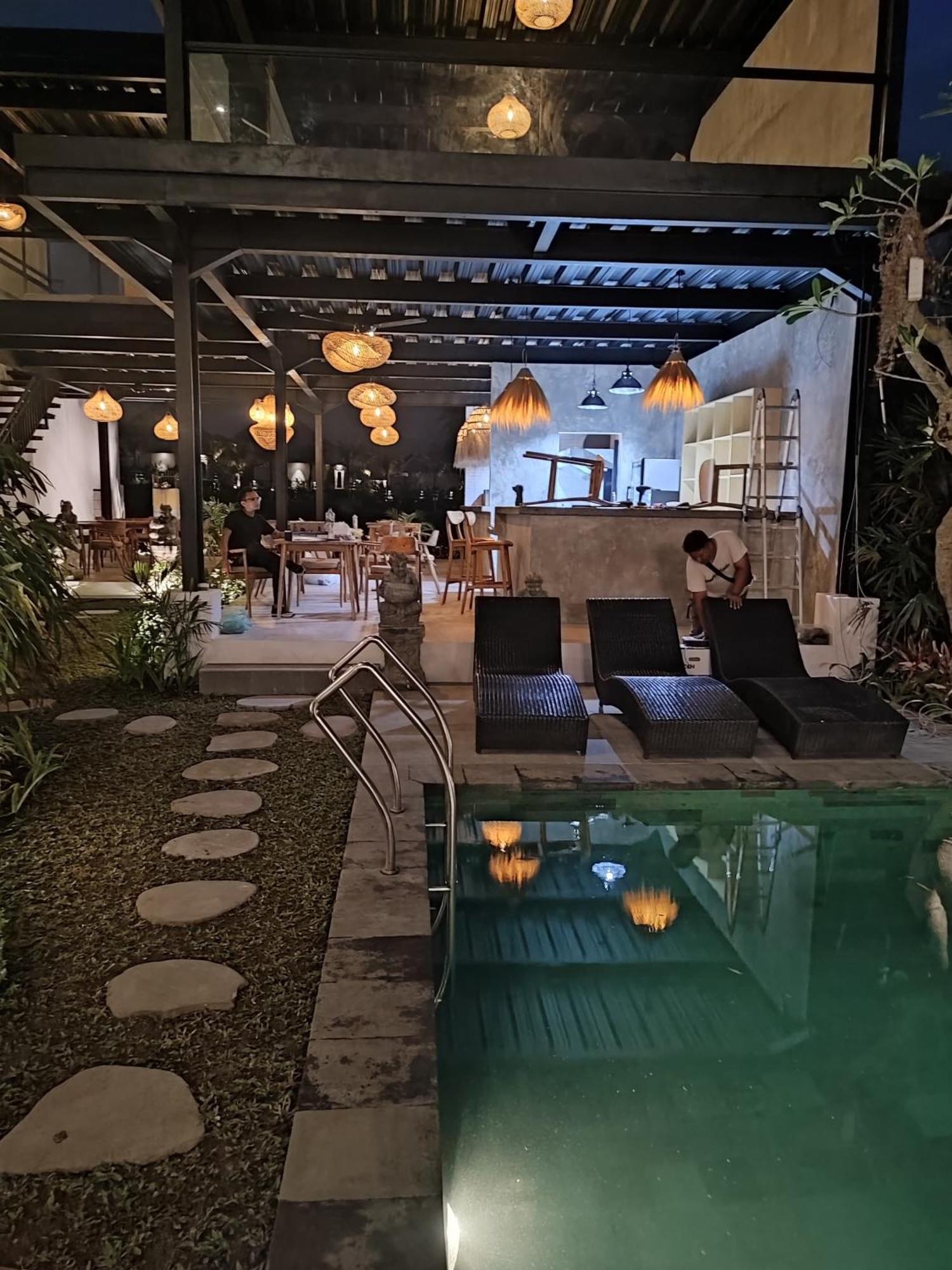 Sujiwa Ubud Hotel & Villa Zewnętrze zdjęcie